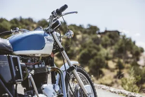 Путешествия на мотоцикле: как сделать мото-поездку приятной для двоих?
