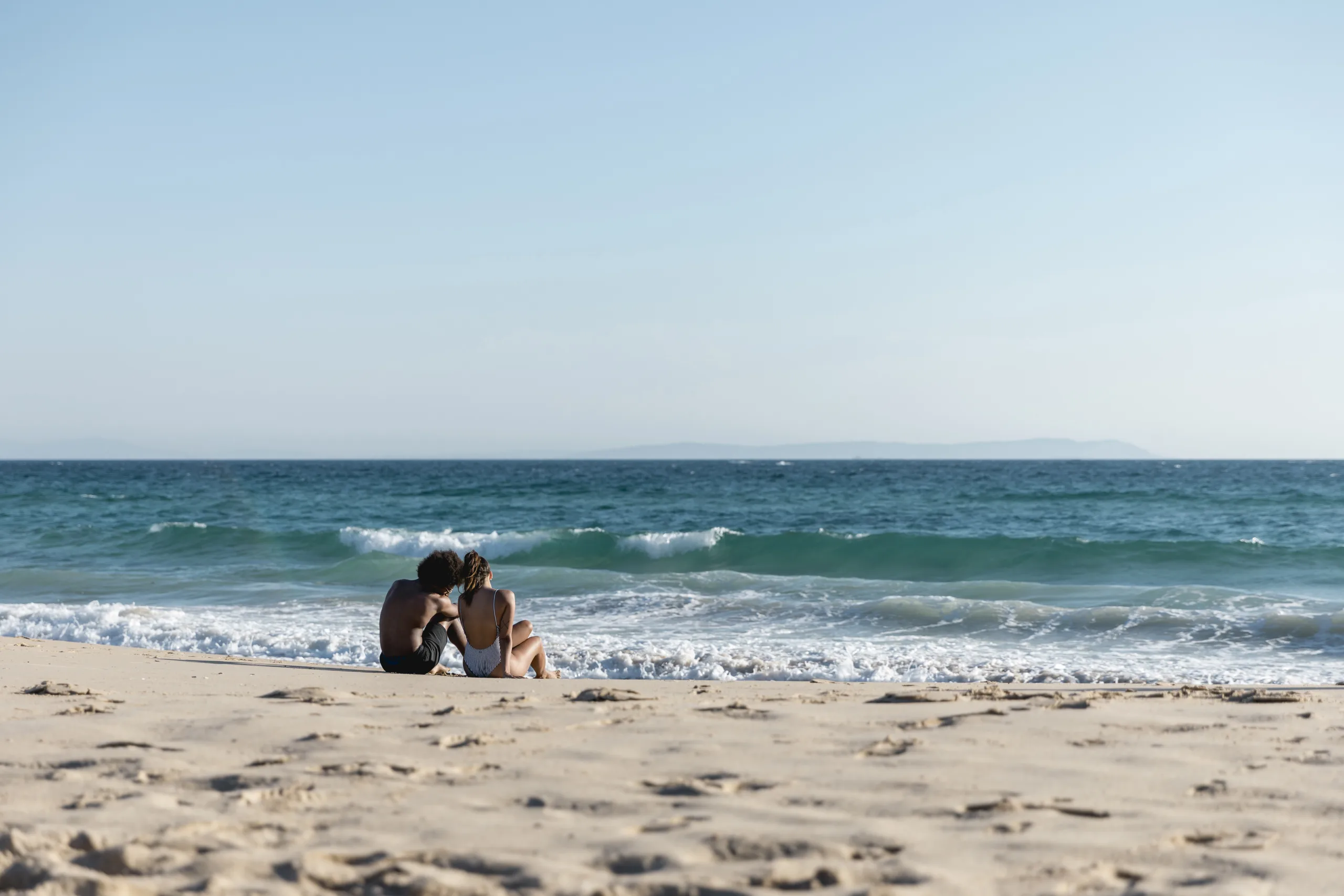 Любовь на берегу океана: романтические идеи для путешествия на море
